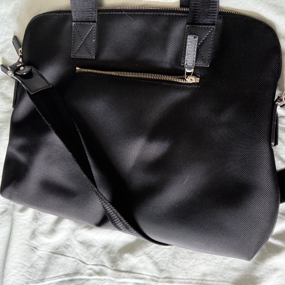 Black Tote Bag – Work or Travel – Zip Top – Crossbody & Shoulder Straps - Picture 2 of 5